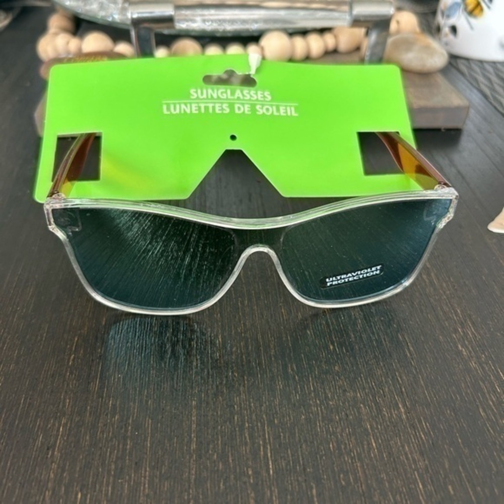 ๐NWT translucent rainbow ๐ mirror sunglasses ๐ sunshades - Picture 10 of 14